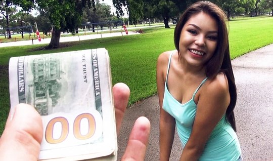 Cute bitch quickly spread her legs for money...