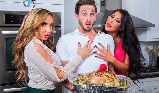 Two moms in the kitchen, pestering the cook and fucking his ...