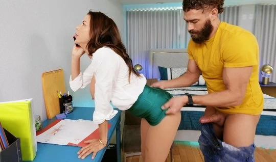 A bearded programmer in the office fucks a mom boss doggy st...